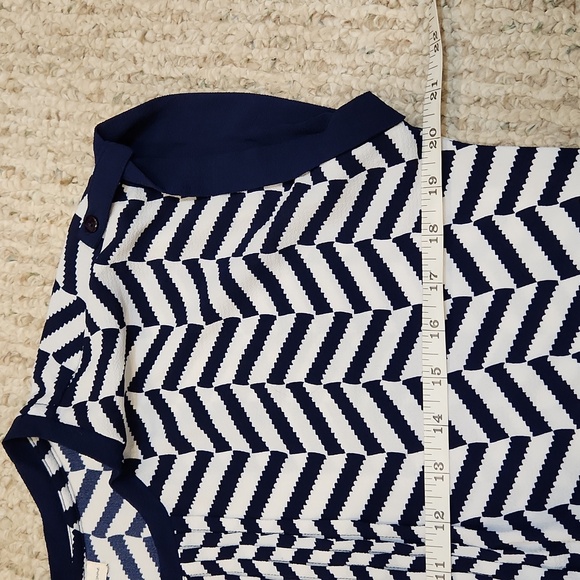 Antilia Femme chevron print cap sleeve top/blouse - Picture 6 of 9